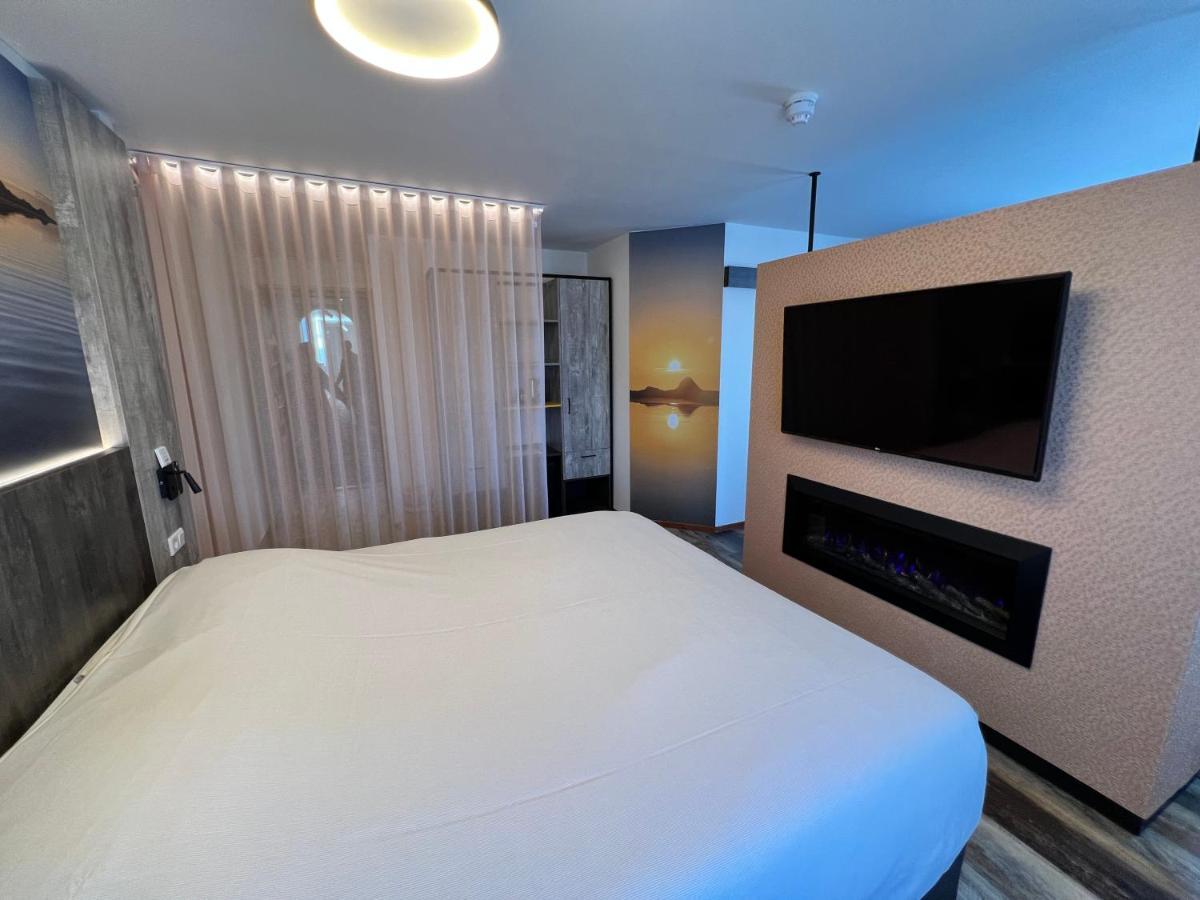 ווסט טרשחלינג Hotel Nap מראה חיצוני תמונה